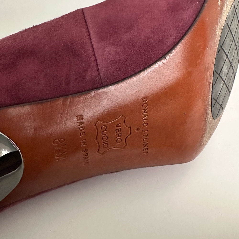 Donald J. Pliner Women's Wine Suede Heels - Picture 4 of 5